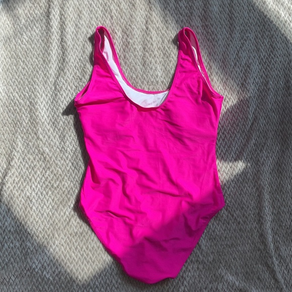 QUEEN swimsuits - Picture 5 of 5